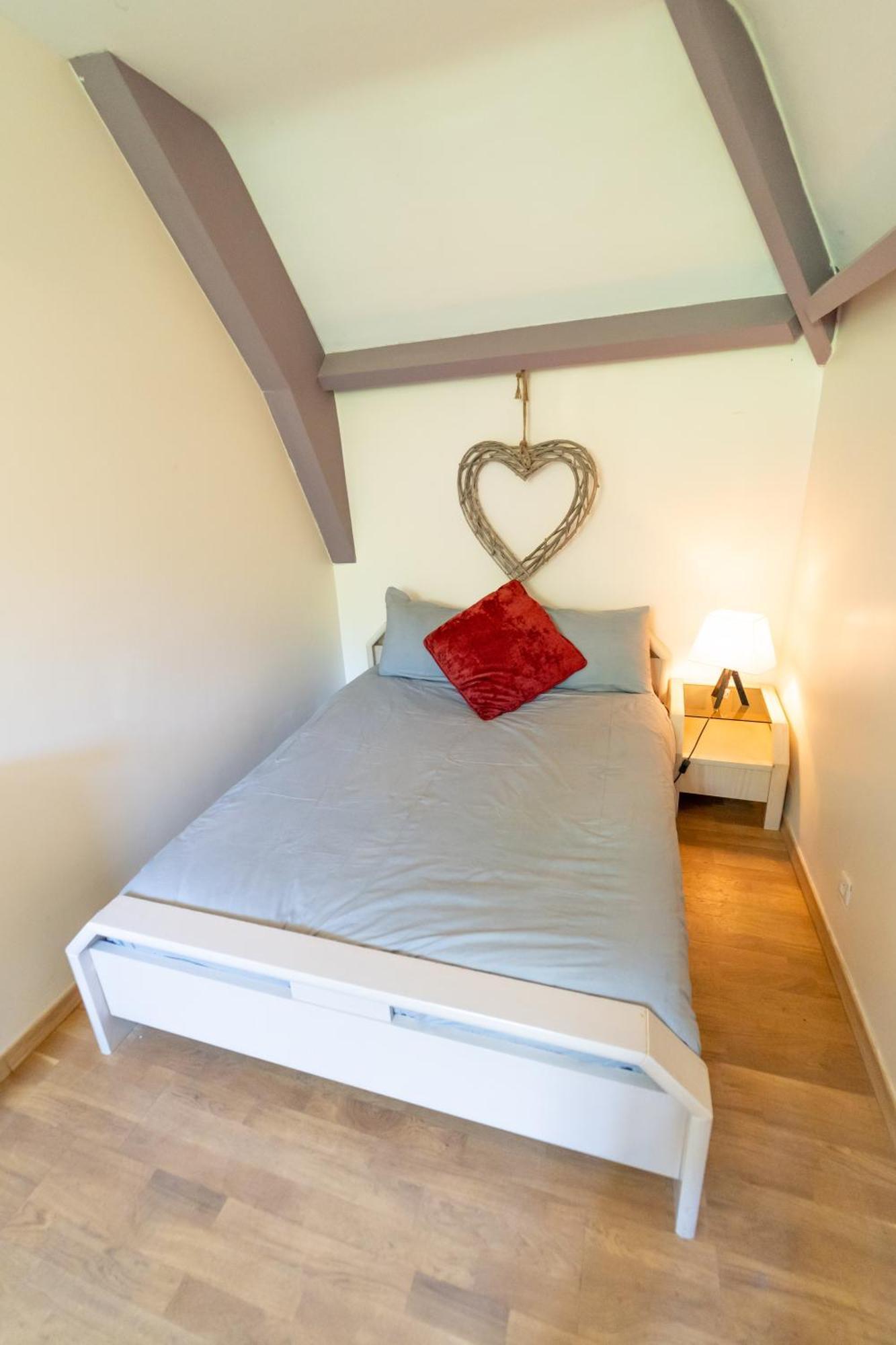 Apartment Appart 10Personnes Jardin Parkings Voitures Velos,10Min Centre Blois,40Min Zoo Beauval *